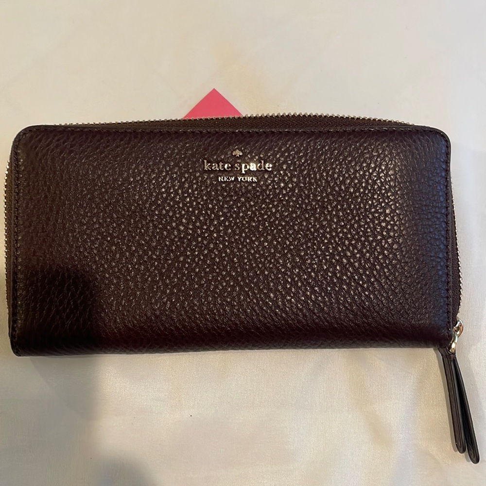 Kate spade wallet new with tags burgundy /wine in color